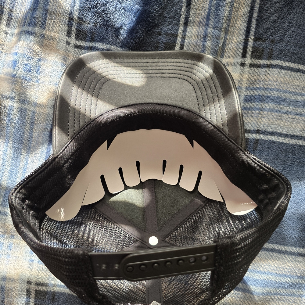 Supreme/Vanson Leather Black Mesh 6-Panel Cap - Picture 8 of 10